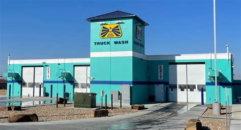 We are your location for washouts, fast, consistent. . Beacon truck wash near me